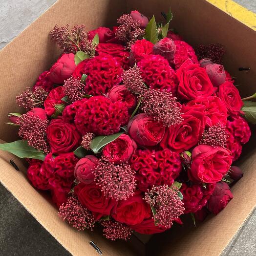 Author's Berry bouquet of seasonal flowers
