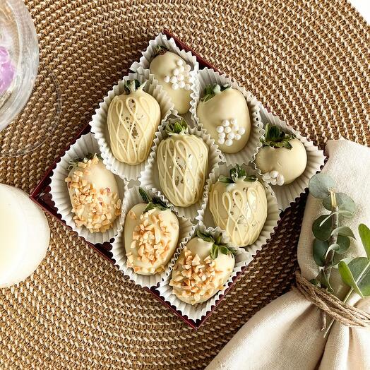 Клубничный бокс "Меренга"