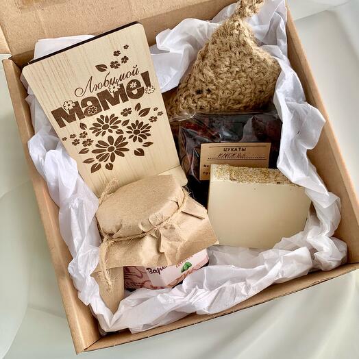 A gift set For Mom