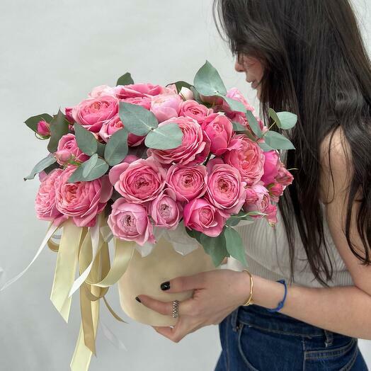Pink Peony roses in a velvet box