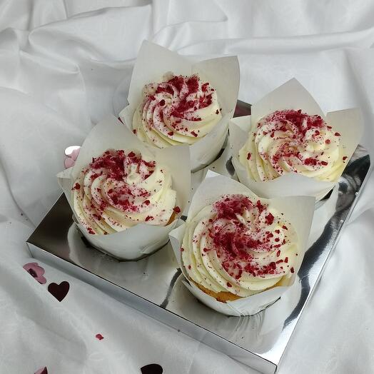 Cupcake set with berry filling and buttercream