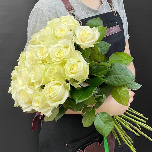 Bouquet of 25 snow-white roses