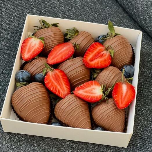 Клубника в бельгийском шоколаде🍓