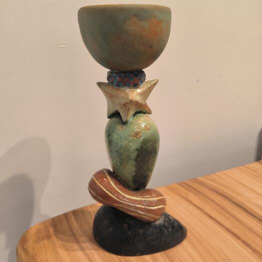 Подсвечник камни