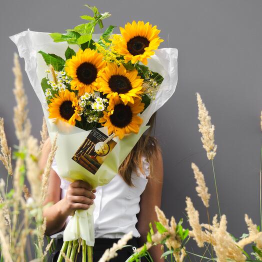 Sunny sunflower with chamomile