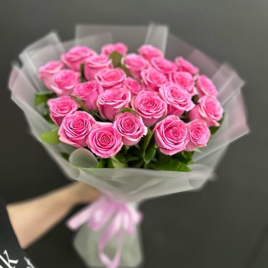 25 РОЗОВЫХ РОЗ
