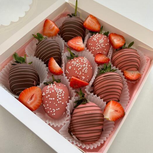 Набор клубники в шоколаде «Double»
