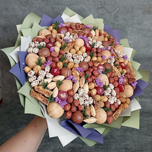 Ореховый букет,, Ариадна"
