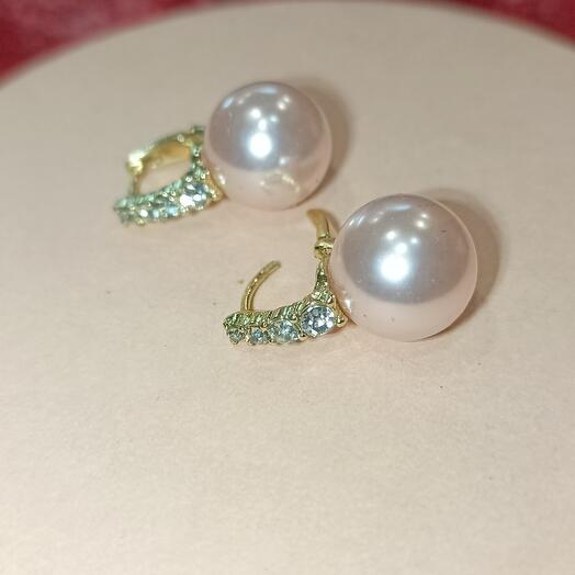 Серьги кольца с жемчугом