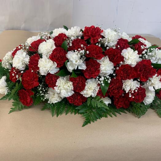 Композиция на крышку гроба