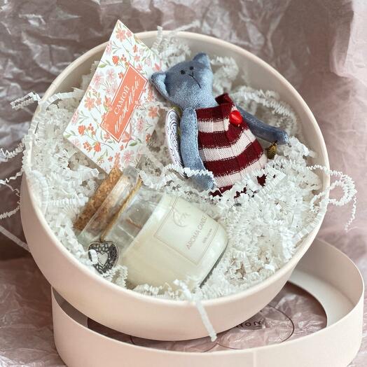 Набор с брошью и свечой «Китти2»