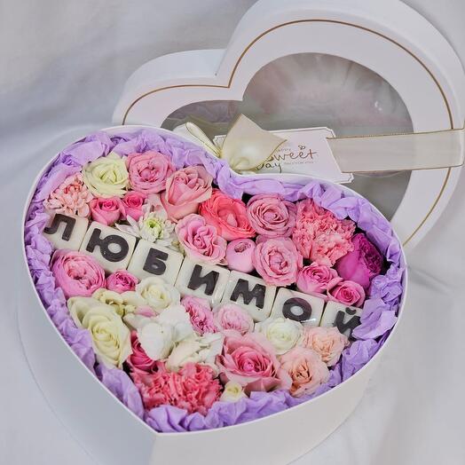 Цветы в коробке🌹🌹