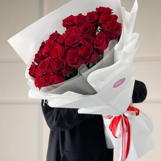 25 роз (высокие)