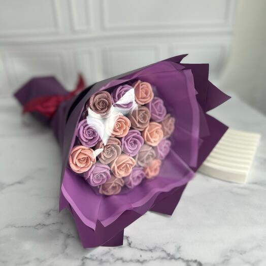 Bouquet of 19 roses