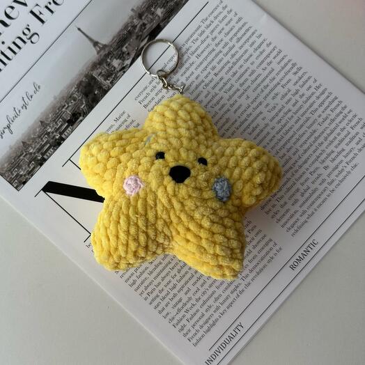 Звездочка. Игрушка амигуруми. Брелок