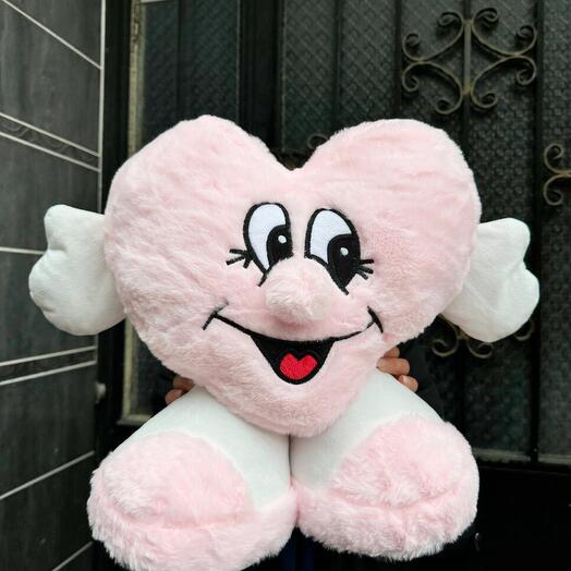 Hug me plush heart