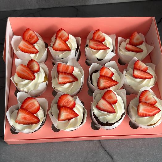 Капкейки 12 шт на 8 марта