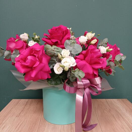 Цветы в коробке из Французских роз