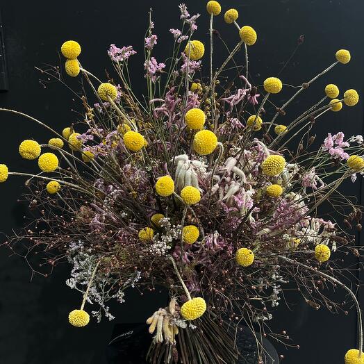 Ramo con flores secas