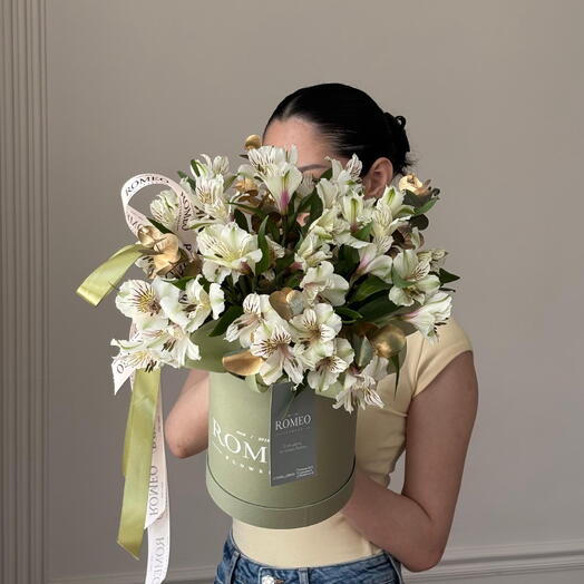 Цветы в коробке