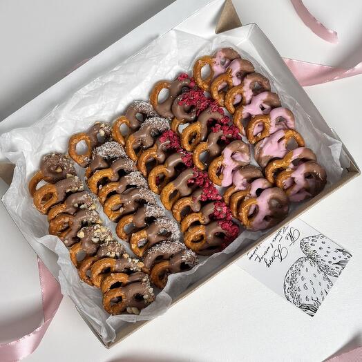 Соленые крендельки в молочном шоколаде