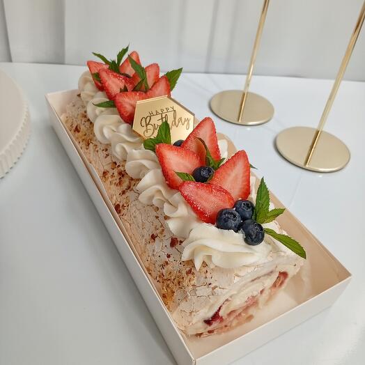 Меренговый рулет на день рождения