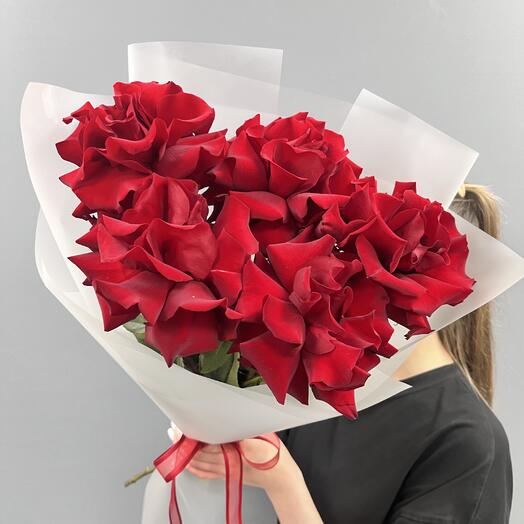 Букет из красных французских роз 5 шт