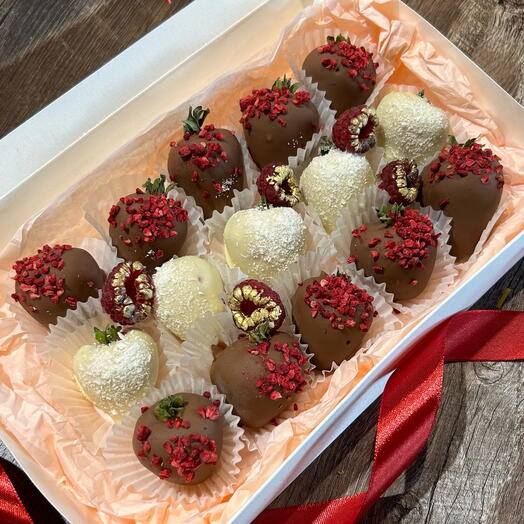Клубника 🍓 в бельгийском шоколаде 15 шт