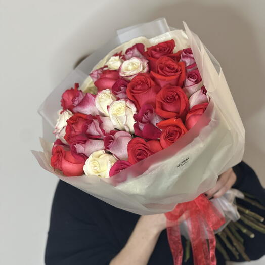 Букет из 31 розы микс