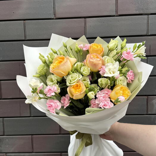 Сборный нежный букет