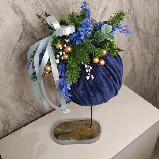 Новогодний шар на подставке 7