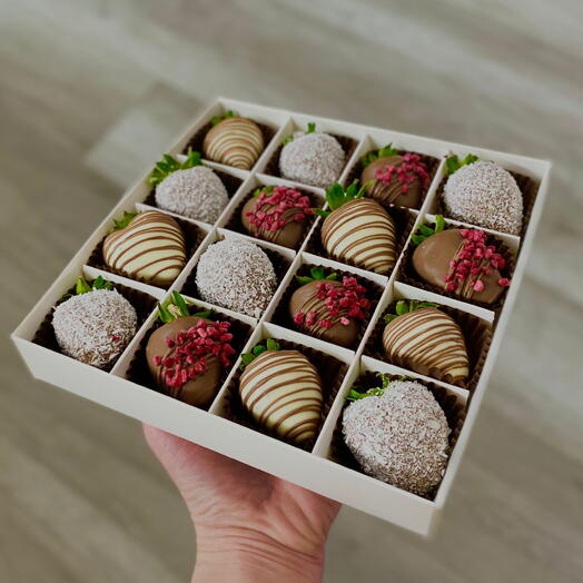 Клубника в шоколаде 16 шт