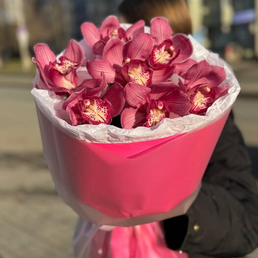 Нежный букет розовые орхидеи для любимой