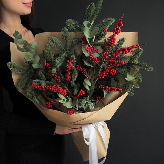 Зимний букет с нобилисом и илексом