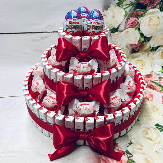 Торт из Киндер шоколада трехъярусный. Подарок на 8 Марта для жены, любимой девушки, второй половинки, дочки, сестры, подруги