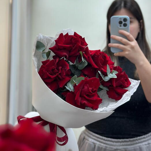 Шикарные ажурные розы