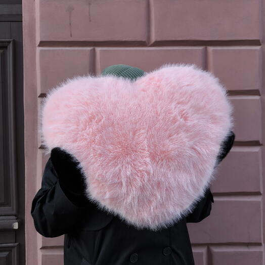 Подушка пушистое сердце