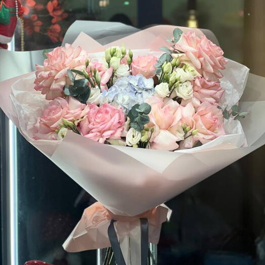 ЗЕФИРКА 🩷Букет с гортензией и французскими розами 🌸 Розы Французские розы Дофаминовый букет Пиономания