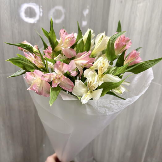 Букет из альстромерий 💕