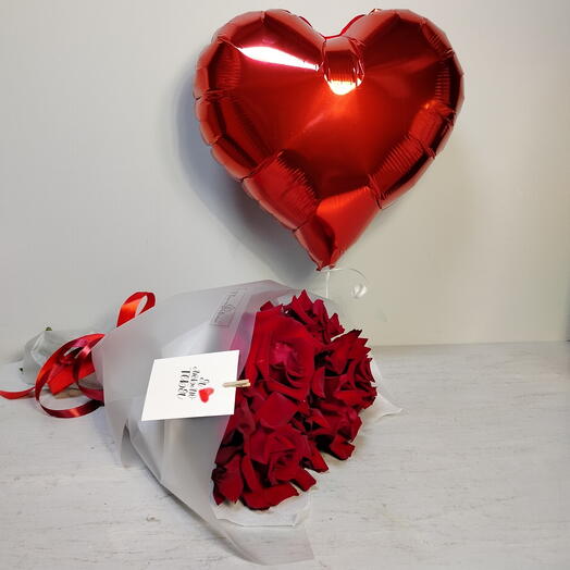Букет из французских роз 🌹 и шар сердце