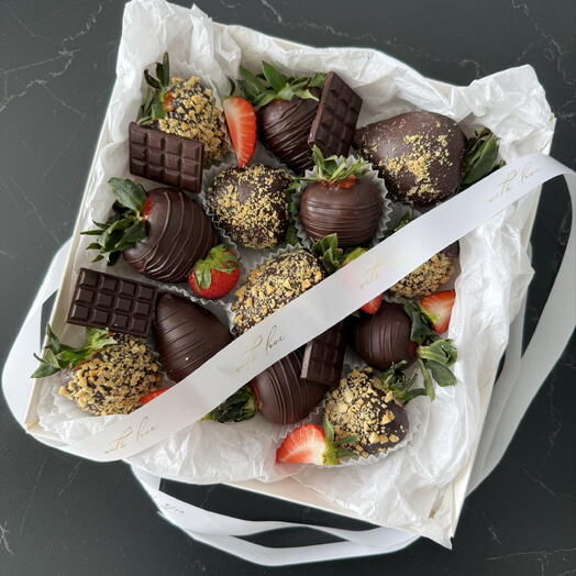 Клубника в темном шоколаде Callebaut
