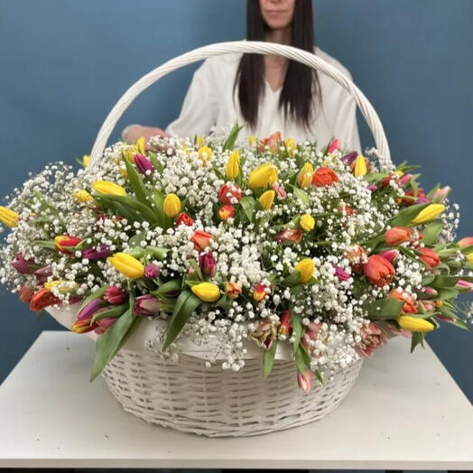 301 тюльпан и гипсофила 🌷Огромная корзина тюльпанов с гипсофилой Пасхальная корзина Пасха Верба