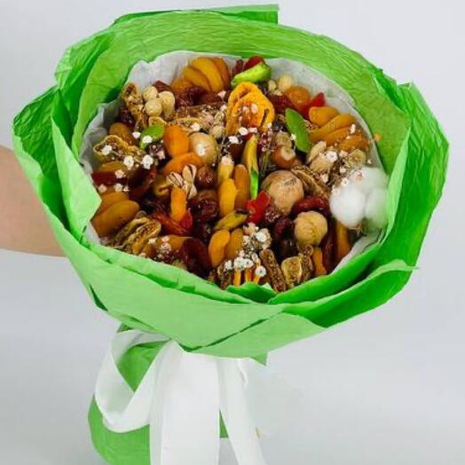 Букет с сухофруктами и хлопком
