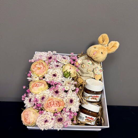 Композиция с нутеллой и зайкой