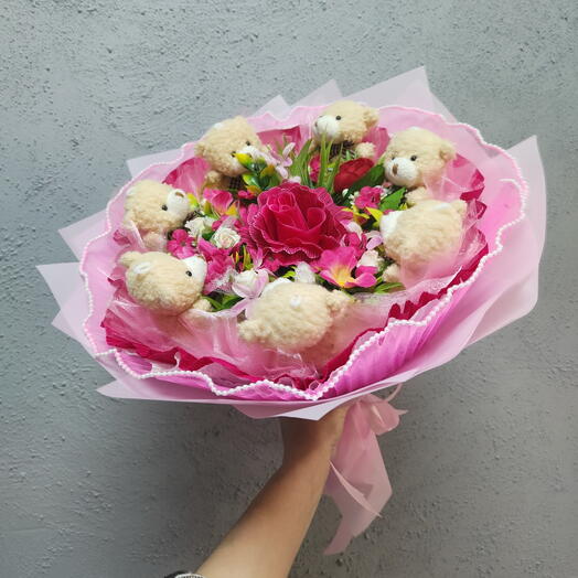Букет с мишками плюшевыми