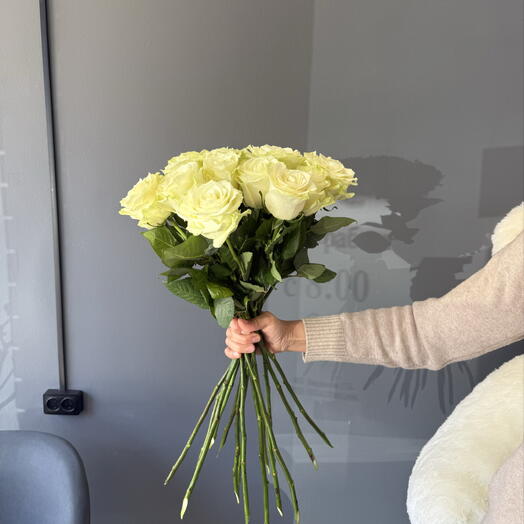 Роза мондиаль Эквадор 15шт