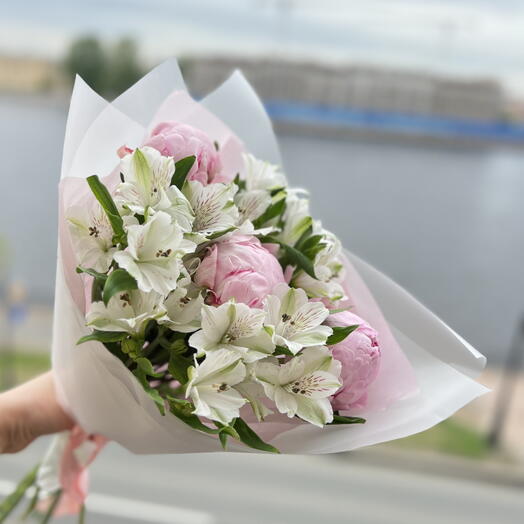 Пионы🌸альстромерии