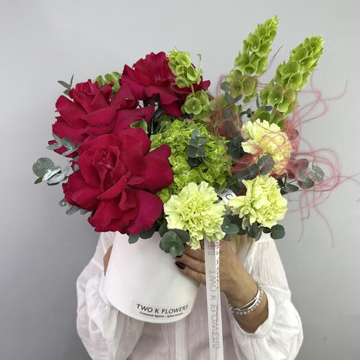 🌺НОВИНКА 🌺
Коробка с французскими розами , гортензией и малюцеллой
