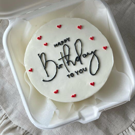 Бенто торт «HB» + подарок от Vivienne Sabo — румяна MACARON
