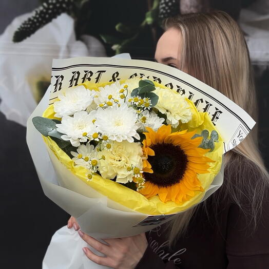 Букет «солнечный» с подсолнухом